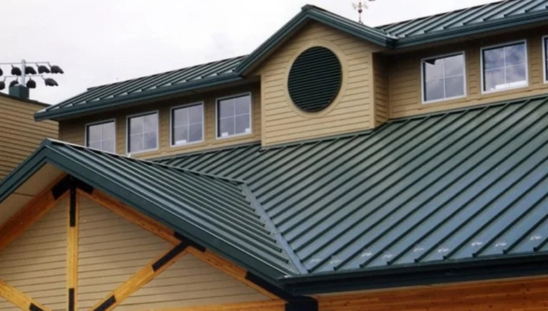 Metal Roofing vs. Traditional Shingles